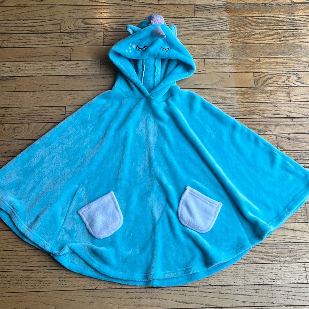 Hoodie with unicorn hood.
